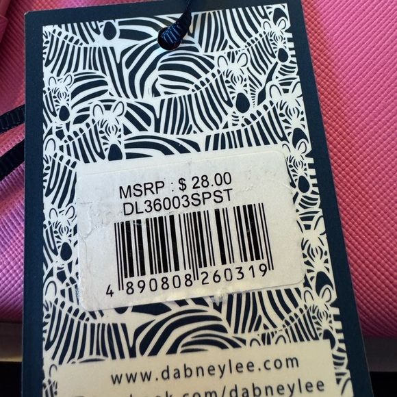 Dabney Lee Pink Strawberry Wristlet Zip Wallet New in Box - Picture 7 of 7